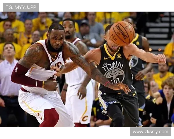 勇士与骑士激烈对决 展现巅峰对抗再度上演经典战役