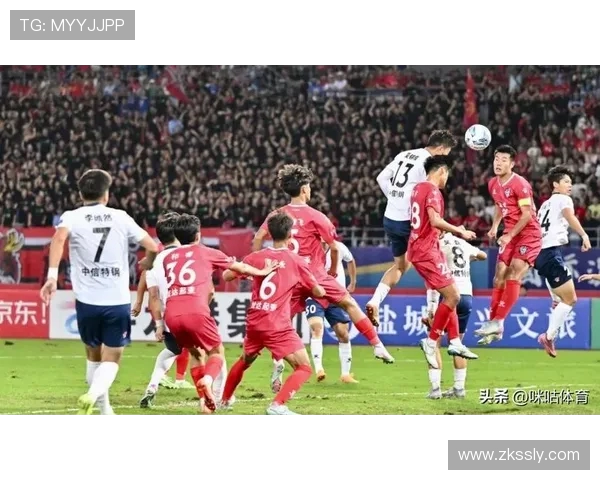 苏超联赛新赛季战况激烈 球队争夺激增精彩对决引人注目