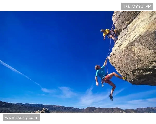 南京攀岩队灵活性分析与提升策略探讨之攀岩焦点 南京攀岩队灵活性分析与提升策略探讨之攀岩焦点