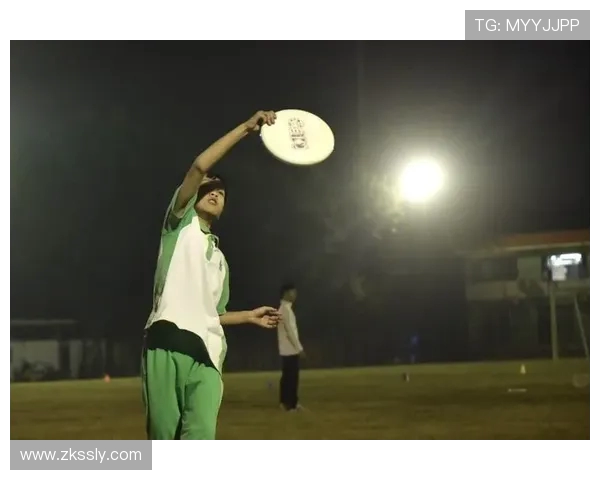 广州飞盘队进攻分析:优势与不足的全面评估与反思 广州飞盘队进攻分析:优势与不足的全面评估与反思