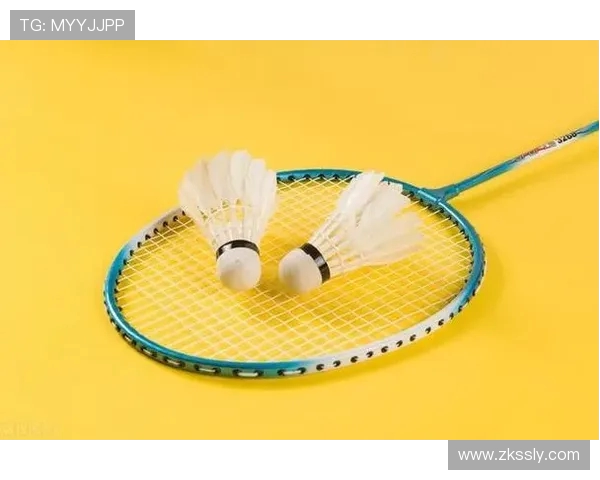 羽毛球新手必看：全面入门技巧与实用配合指南