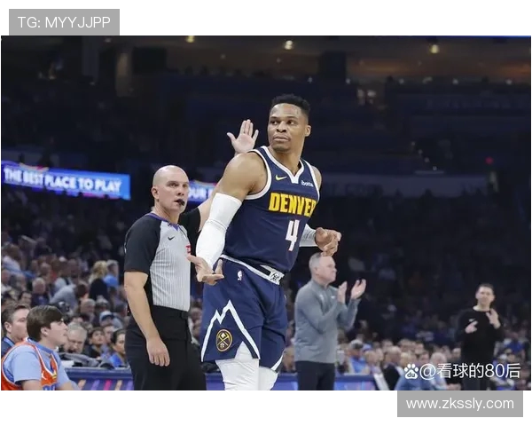 布鲁克洛佩斯的篮球之路与职业生涯的辉煌成就解析 布鲁克洛佩斯的篮球之路与职业生涯的辉煌成就解析